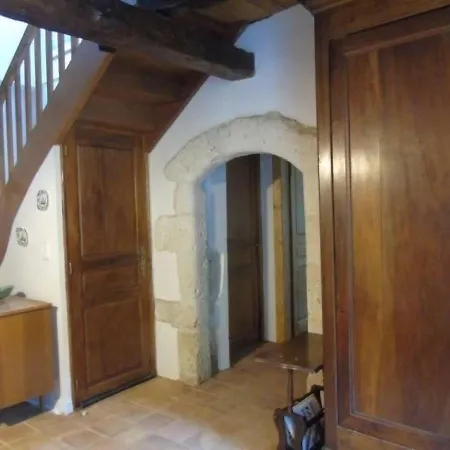 House La Maison Du Teisseire بيت للعطل Memerlin