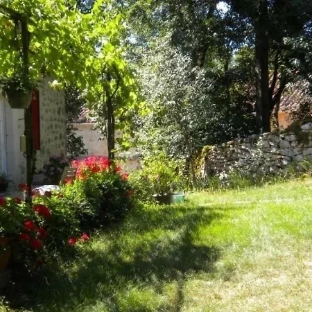 House La Maison Du Teisseire بيت للعطل *