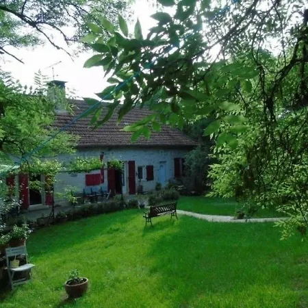 House La Maison Du Teisseire بيت للعطل Memerlin